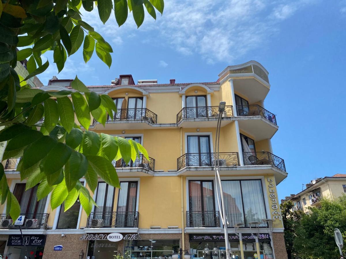 Eiffel Hotel Batumi Exterior photo