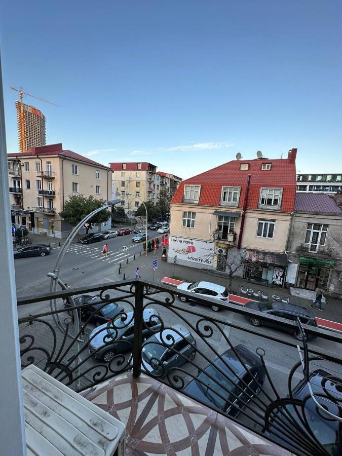 Eiffel Hotel Batumi Exterior photo